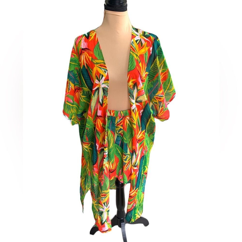 Cover Up’s and Shorts Size Small NWT